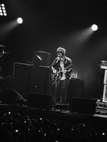Oasis Halt Auction of £1.6m Archive of Unreleased Recordings